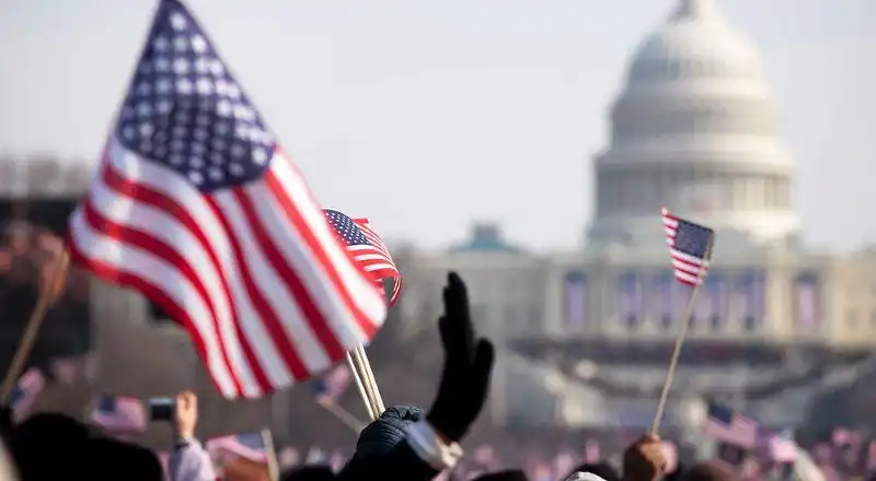 ԱՄՆ-ի մէջ երրորդ նոր կուսակցութիւն պիտի յայտնուի