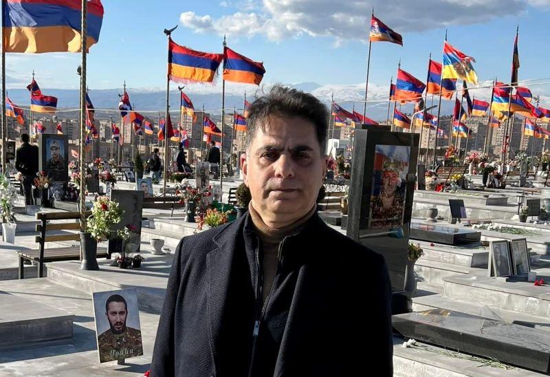 Հայ պաշտօնեաները կը կեղծեն պատճառը, որով արգիլուած է Փափազեանի մուտքը Հայաստան