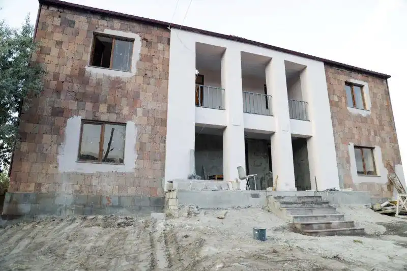 Շուռնուխի մէջ 4 ընտանիք բնակարանամուտ պիտի տօնէ