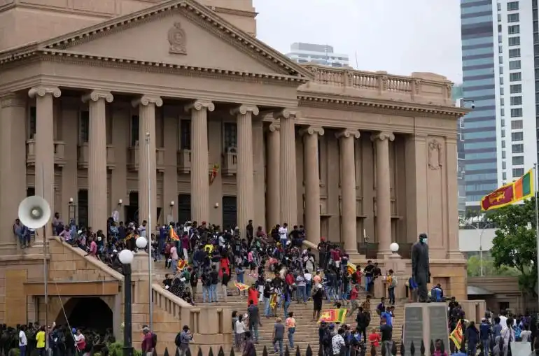 Սրի Լանքայի նախագահական ընտրութիւններուն առաջադրուած է երեք թեկնածու