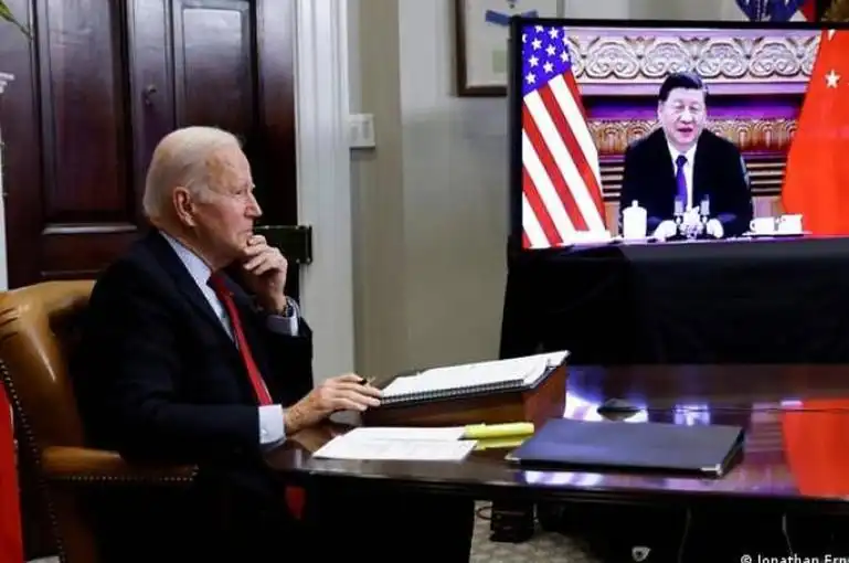 ԱՄՆ-Չինաստանի նախագահներ հեռահաղորդակցութիւն 