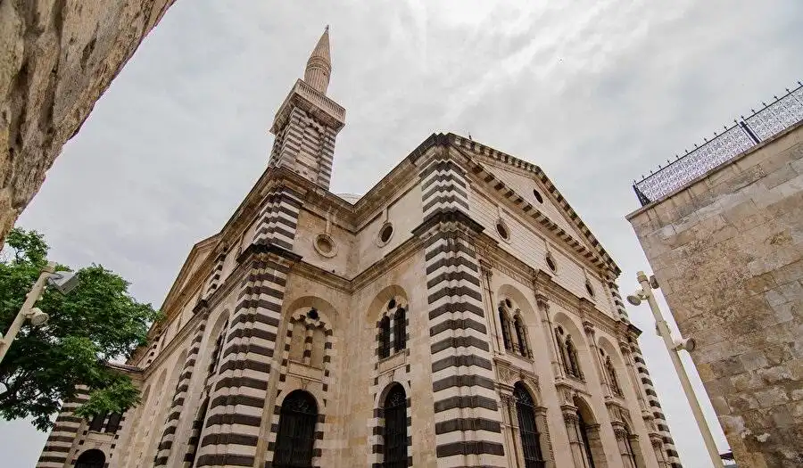 Թուրքիոյ մէջ հայկական եկեղեցին նախ բանտի, ապա մզկիթի վերածուած է