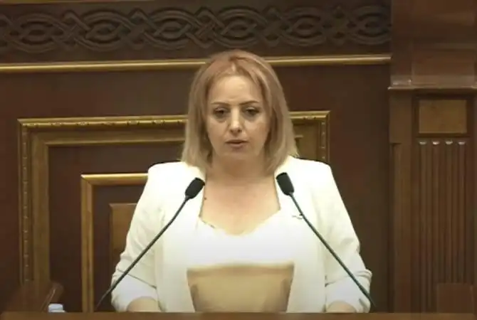 Անուշ Քլոյեանը փոխարինեց հանգուցեալ պատգամաւոր Վիգէն Խաչատրեանը 