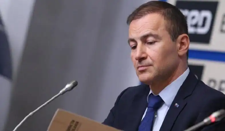 Լաչինի միջանցքի շրջափակումը պէտք է վերացուի, եւ բոլոր ապօրինի անցակէտերը պէտք է հեռացուին․ Քովաչեւ