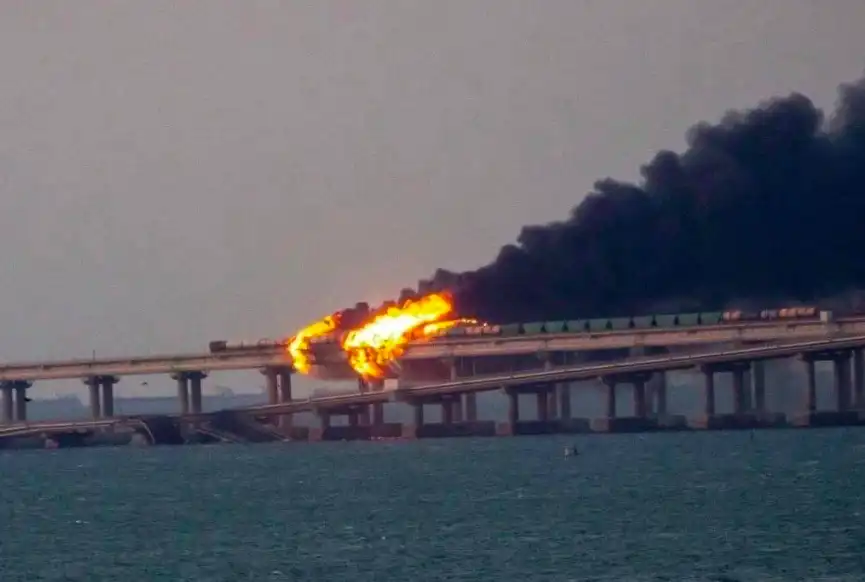 Խրիմի կամուրջը թիրախուած. Կամուրջը ժամանակաւորապէս դադրած է գործելէ 