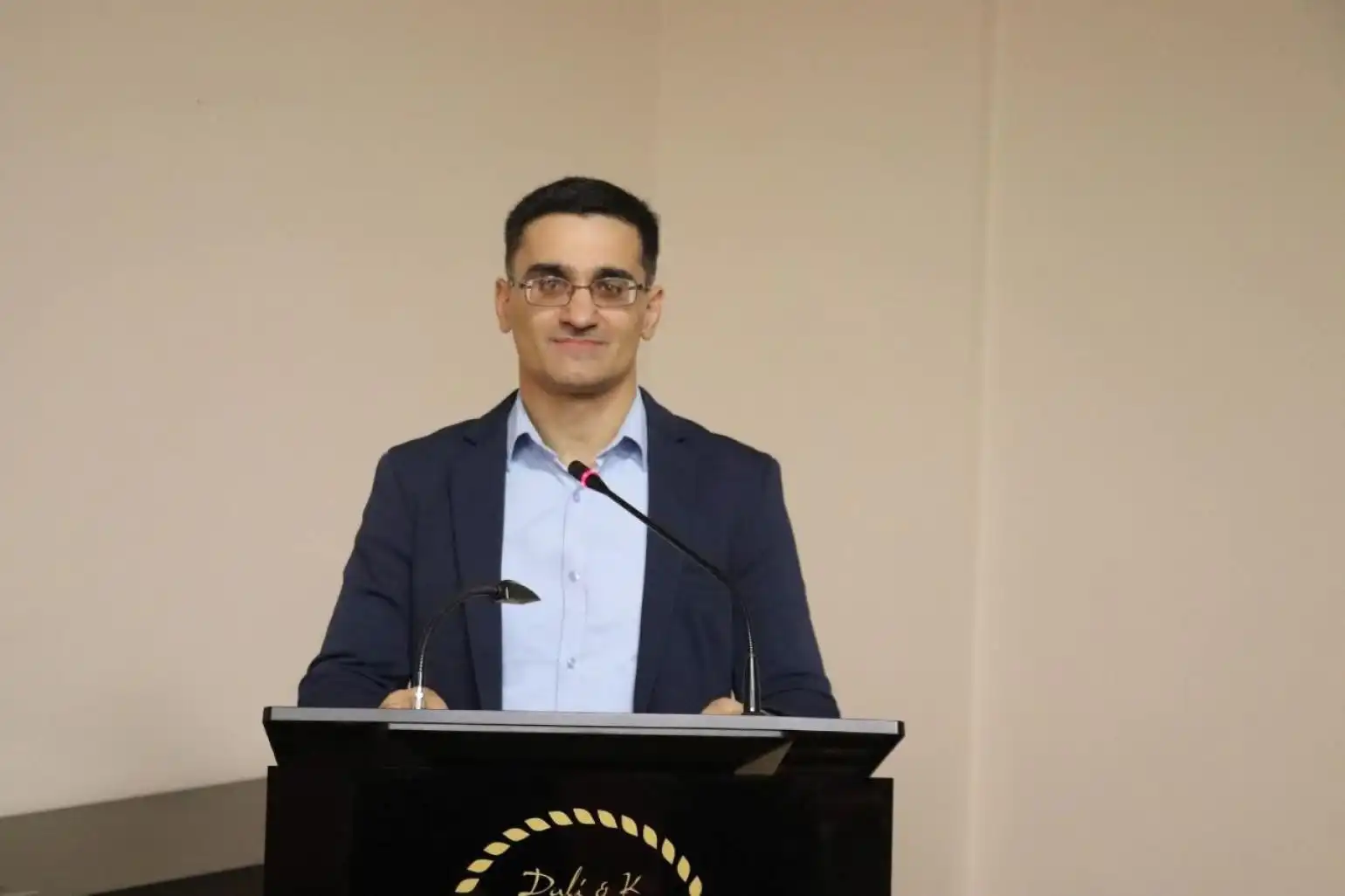 Արգելք Կարէն Իգիթեանի Երեւան մուտքին