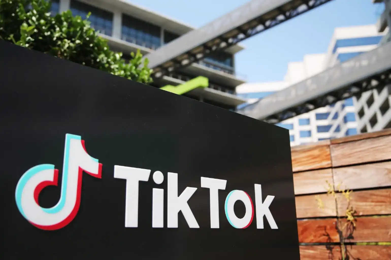 Tik-Tok-ի հարցով Թրամփ պիտի բանակցի չինացիներուն հետ 