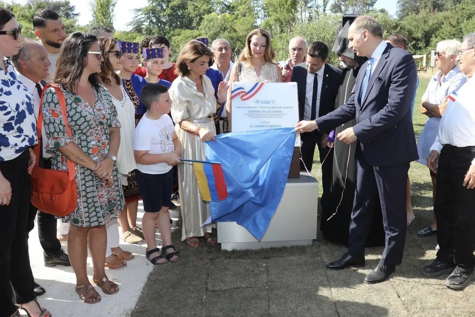 Մարսէյլ. «Հայաստանի հանրապարտէզ»-ին բացման հանդիսաւոր արարողութիւնը