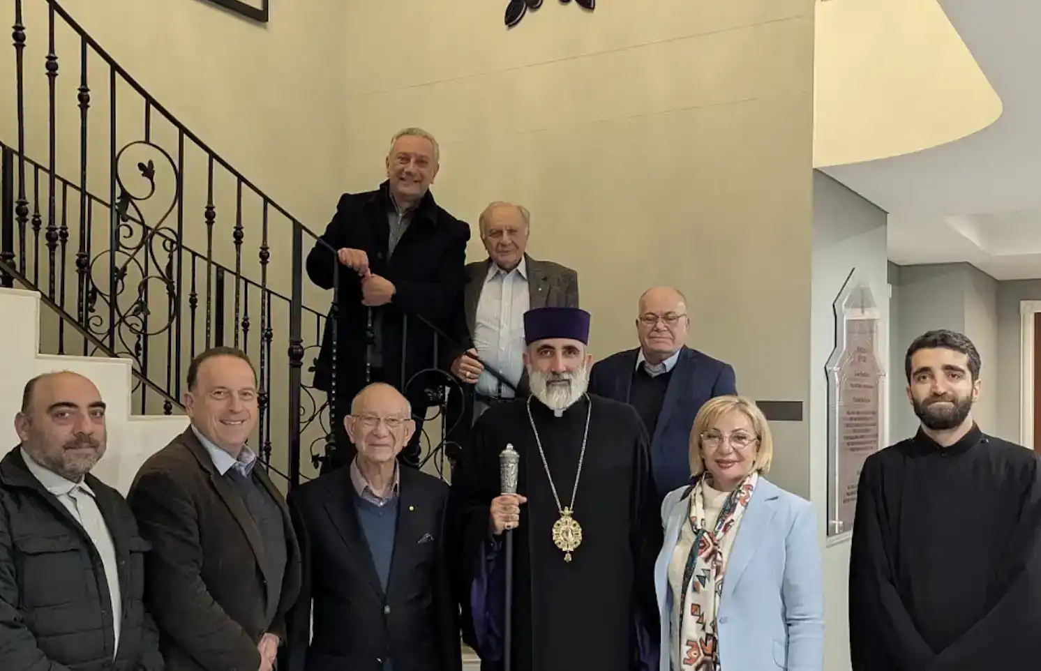 ՀՅԴ Աւստրալիոյ Կ.Կ.ի ներկայացուցիչներ հանդիպում ունեցան Առաջնորդ Սրբազանի հետ       