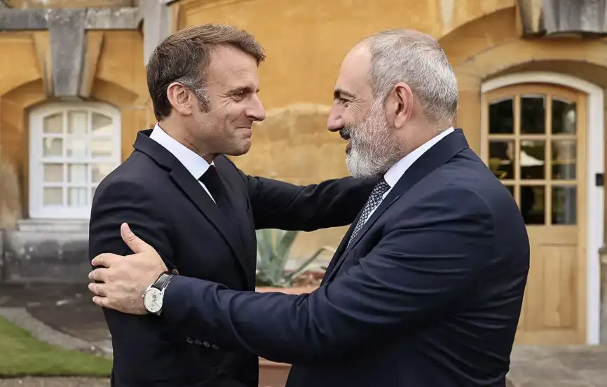 Փաշինեան 6-րդ անգամն ըլլալով Մաքրոնը  Հայաստան հրաւիրեց