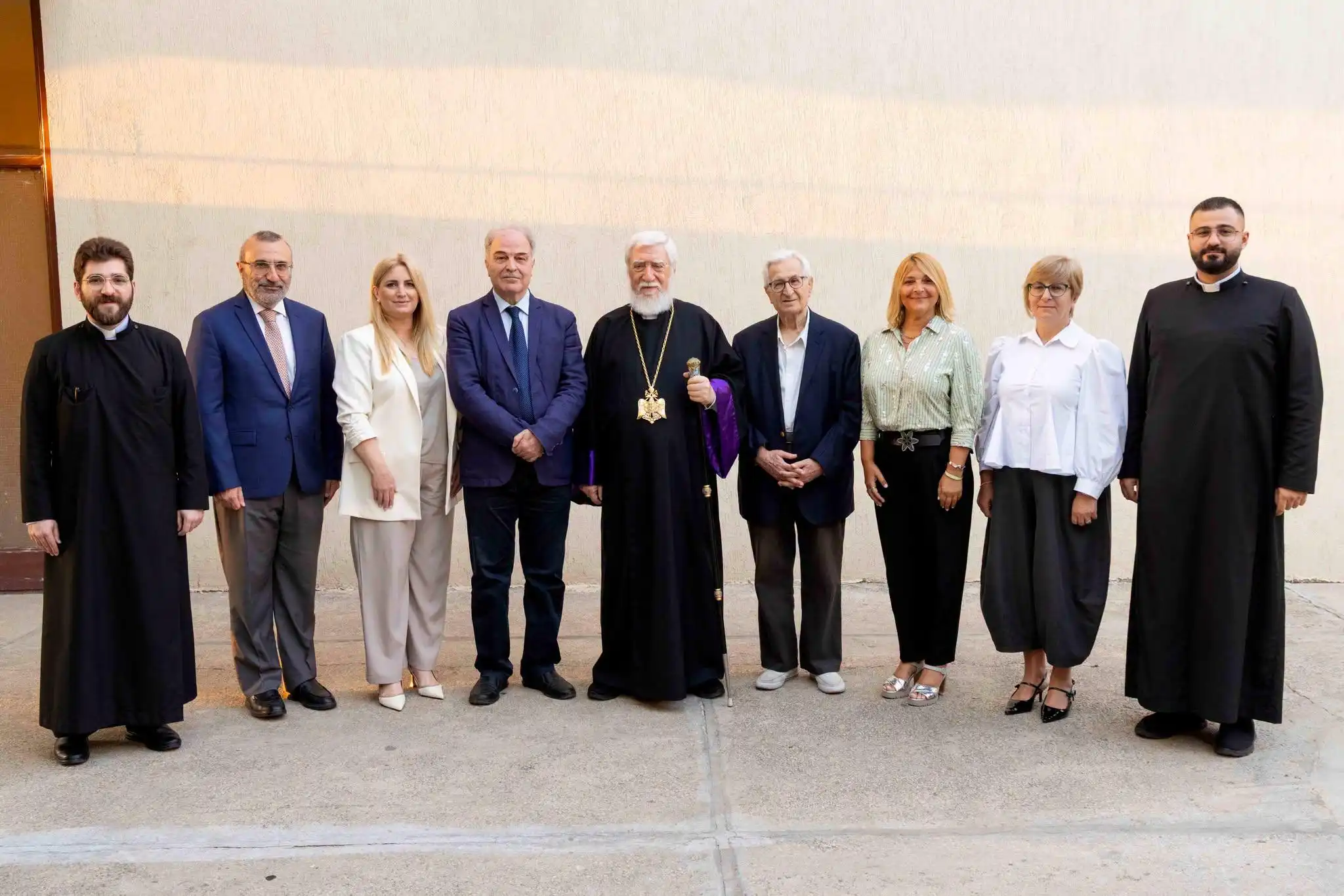 «Արամ Ա. Կաթողիկոս» Հայագիտական հիմնարկը իր տարեշրջանը փակեց երկու շրջանաւարտներով