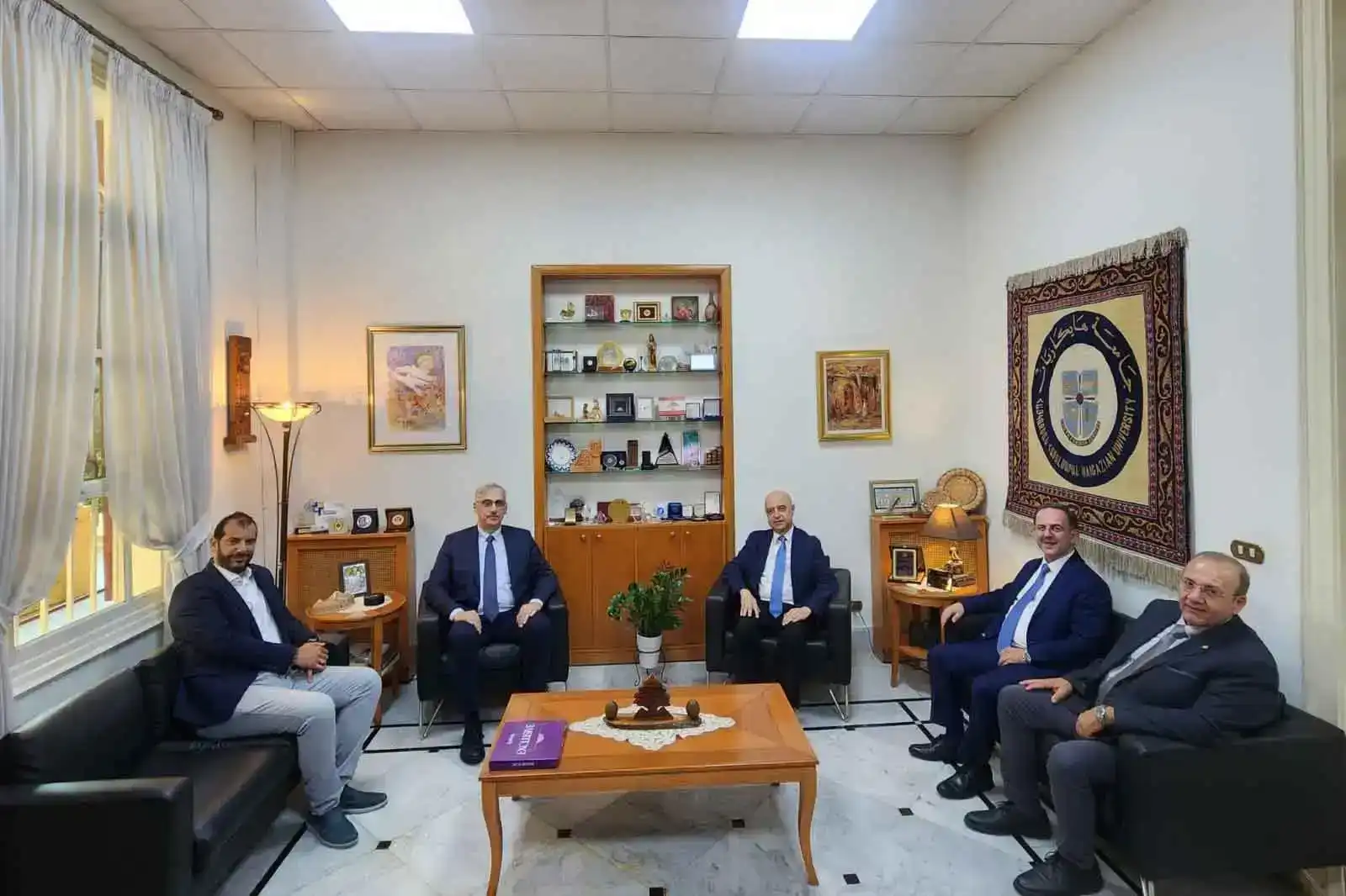 Այցելութիւն՝ Վեր. Փօլ Հայտոսթեանին 