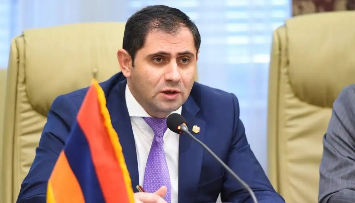 «Բանակի ոգին բարձր է». Նախարար