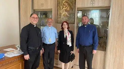Ռաֆայէլ Պետրոս ԻԱ. Կաթողիկոս Պատրիարքը ընդունեց դեսպան Նորա Արիսեանի այցելութիւնը