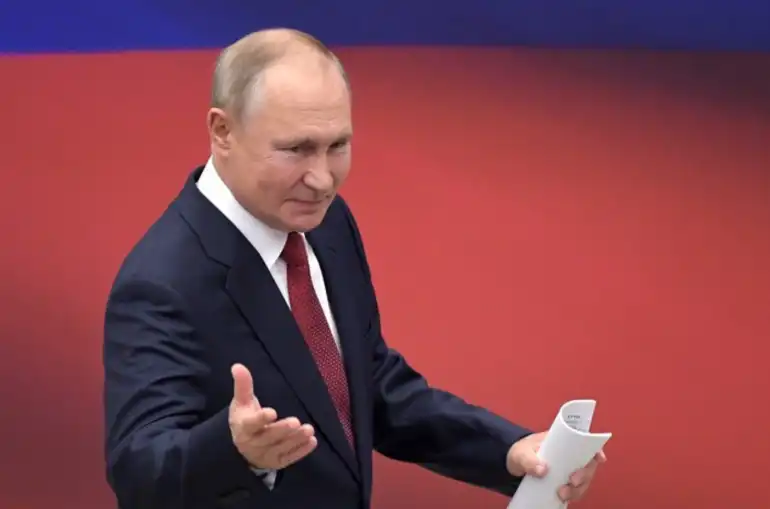 Տնտեսութիւնը  գերագոյն խնդիր. Փութին հանդիպած է  երիտասարդ  ձեռներէցներու հետ 