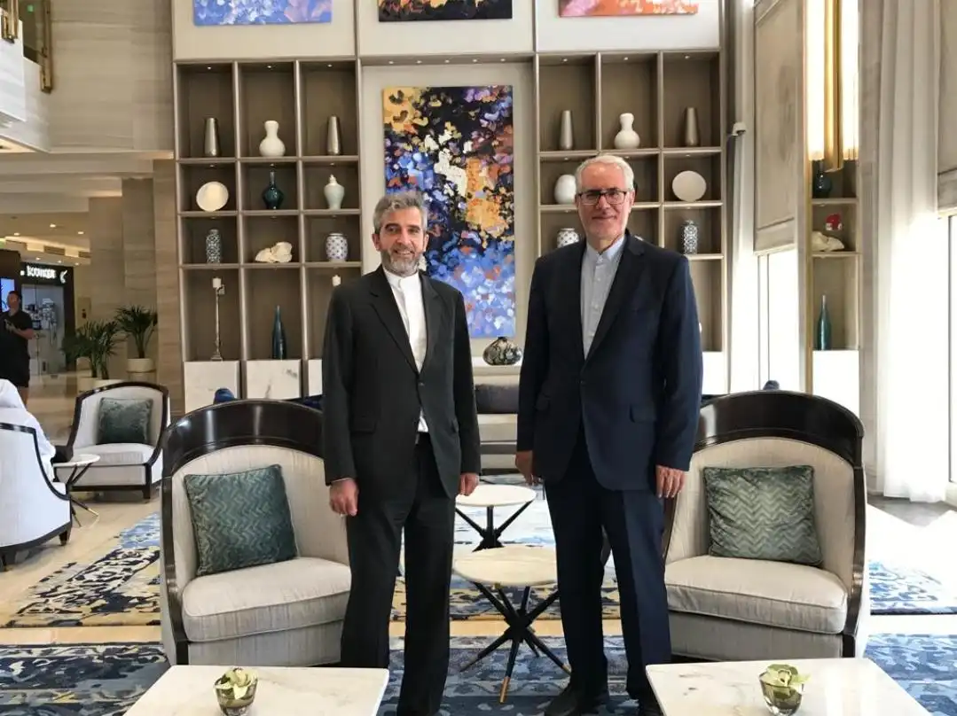 Պաքէրի Քանի հասած է Տոհա. Իրան-ԱՄՆ բանակցութիւնները պիտի շարունակուին Քաթարի մէջ