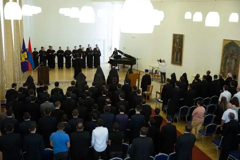 Տեղի ունեցավ Գևորգյան հոգևոր ճեմարանի 2021-2022 ուսումնական տարվա փակումը