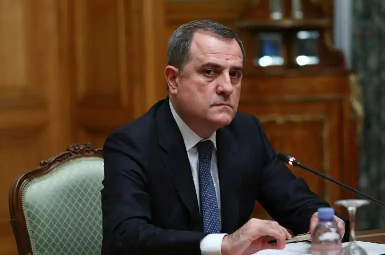 Ըստ Պայրամովի Հայաստան «կը ձգձգէ»