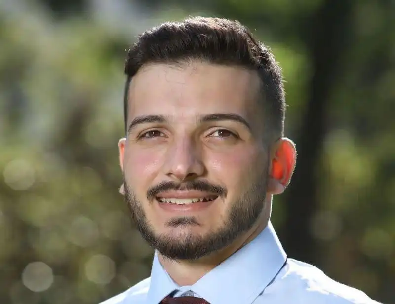 Խոնարհ դէմքի մը անժամանակ բօթը