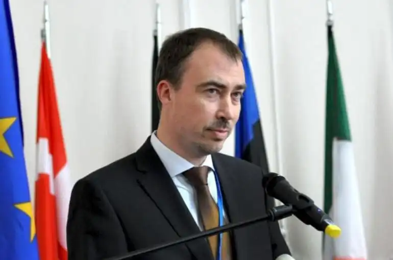 Եւրոպական Միութիւնը ուշադիր կը հետեւի. բոլոր հատուածներուն մէջ կրակոցները պէտք է դադրին. Քլաար