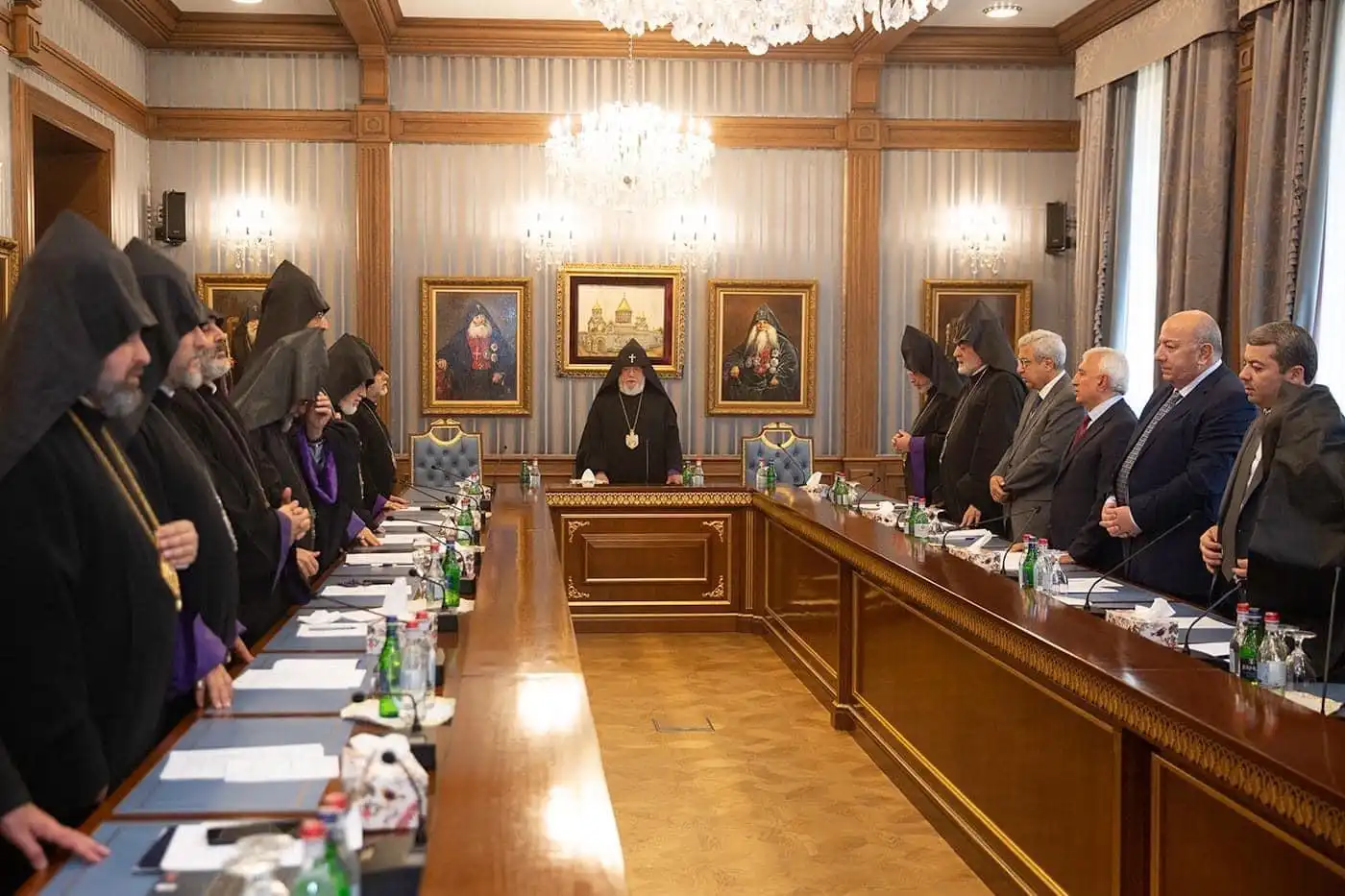 Մայր Աթոռ Սուրբ Էջմիածնում սկսվեց Գերագույն հոգևոր խորհրդի ժողովը
