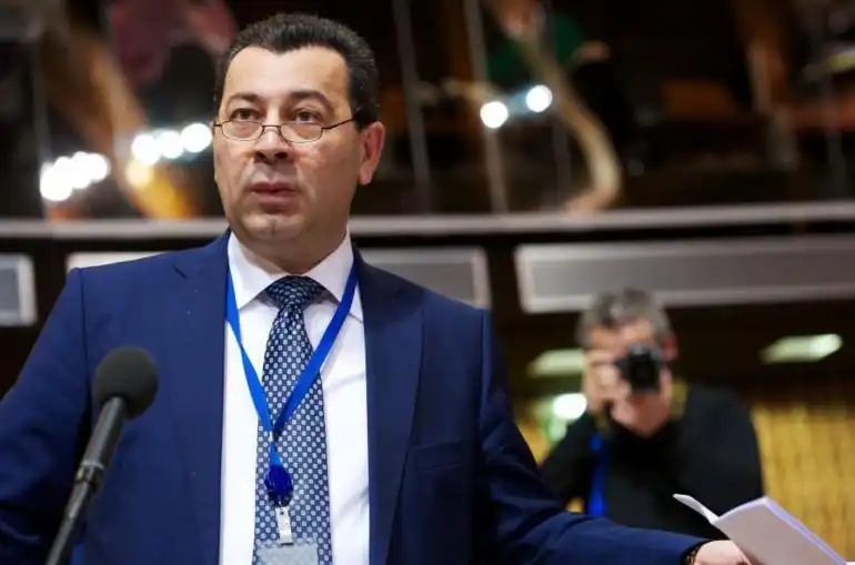 Յառաջիկայ շաբաթ հայ-ատրպէյճանեան բանակցութիւններ պիտի կայացուին.Ատրպէյճանցի գործիչ 