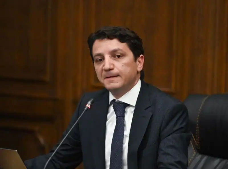 Հայաստանի պարտքն այսօրուան դրութեամբ կը կազմէ 10 միլիառ 637 միլիոն տոլար. Ելեւմուտի նախարար