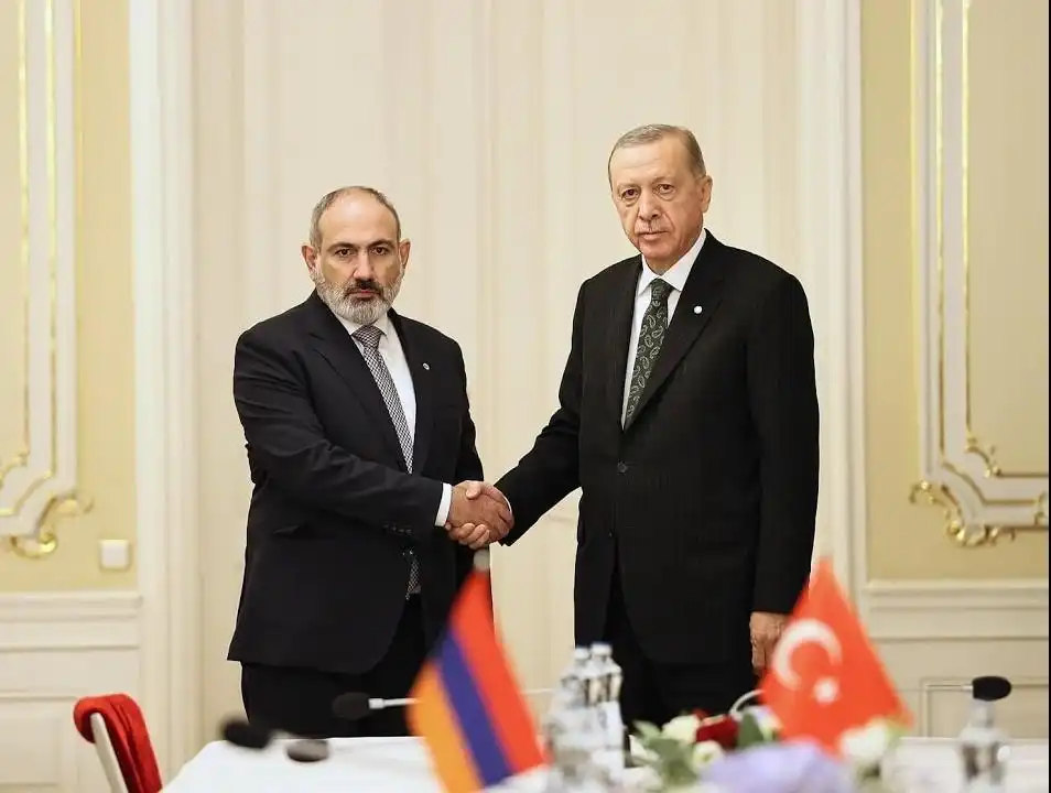 Էրտողան դրական գնահատած է Փաշինեանի Անգարա տուած այցը 