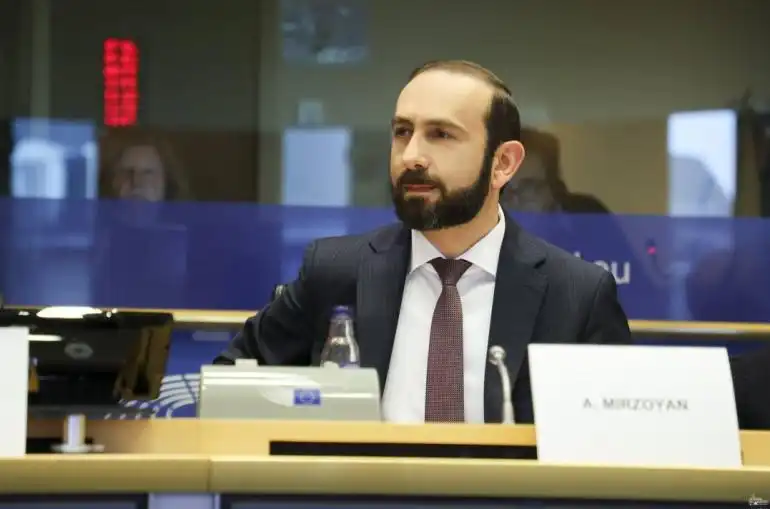 Միրզոյեան Ուաշինկթըն մեկնեցաւ