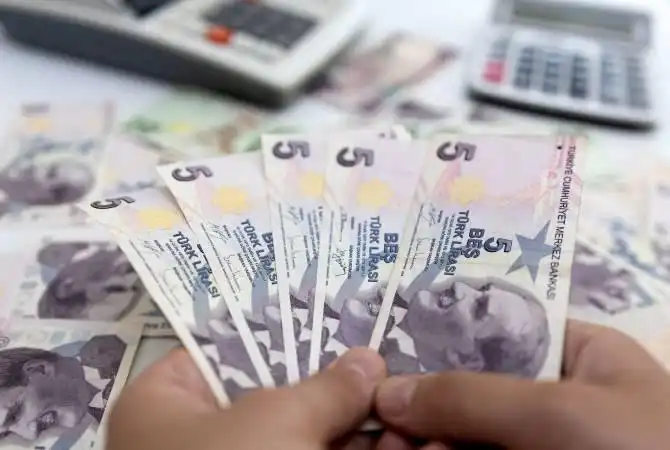 Թրքական լիրան  կը  շարունակէ գահավիժիլ 