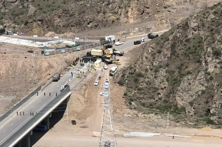 Ատրպէյճան արգելք դրած է Քաշաթաղէն բոլոր տեսակի փոխադրումներուն վրայ