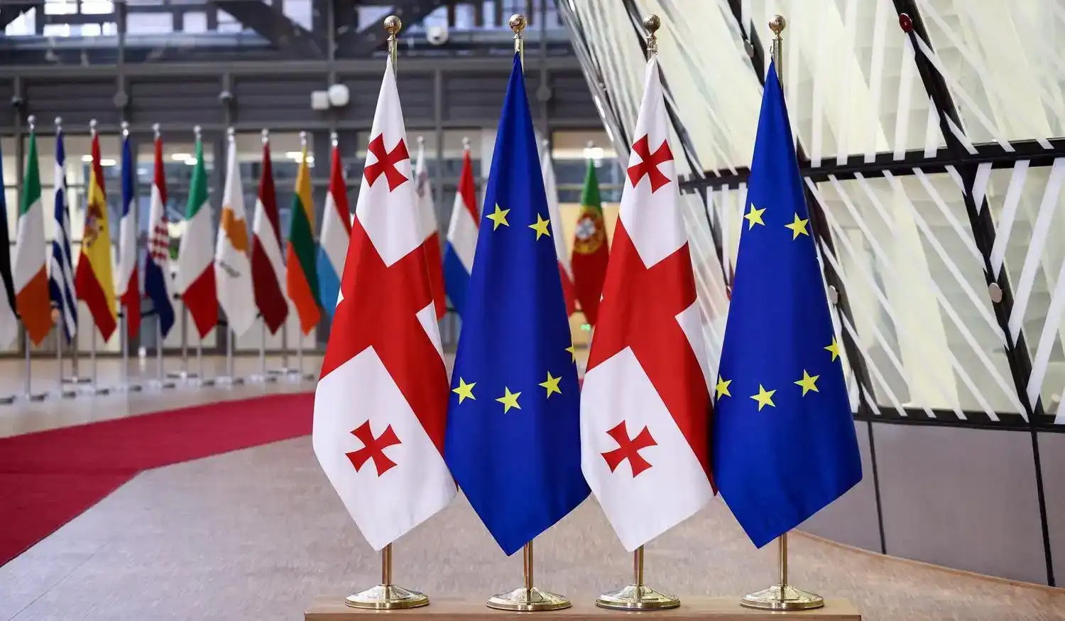 Վրաստանի գործողութիւնները կը յանգեցնեն ԵՄ-ին անդամակցութեան գործընթացի  «Տէ ֆաքթօ» կանգնեցման․ յայտարարութիւն