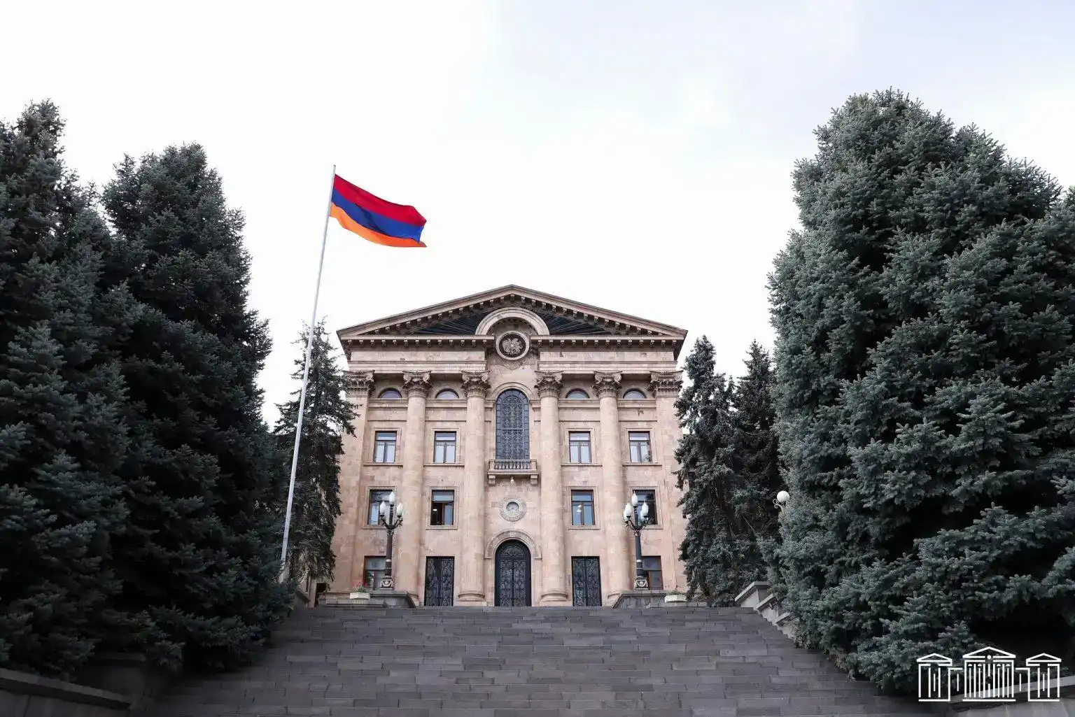 ԱԺ խորհուրդը մերժեց կառավարութեան հրաժարականի հարցով արտահերթ նիստ գումարելու միջնորդութիւնը
