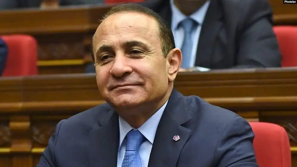 Ձերբակալուած է ՀՀ նախկին վարչապետ Յովիկ Աբրահամեանը