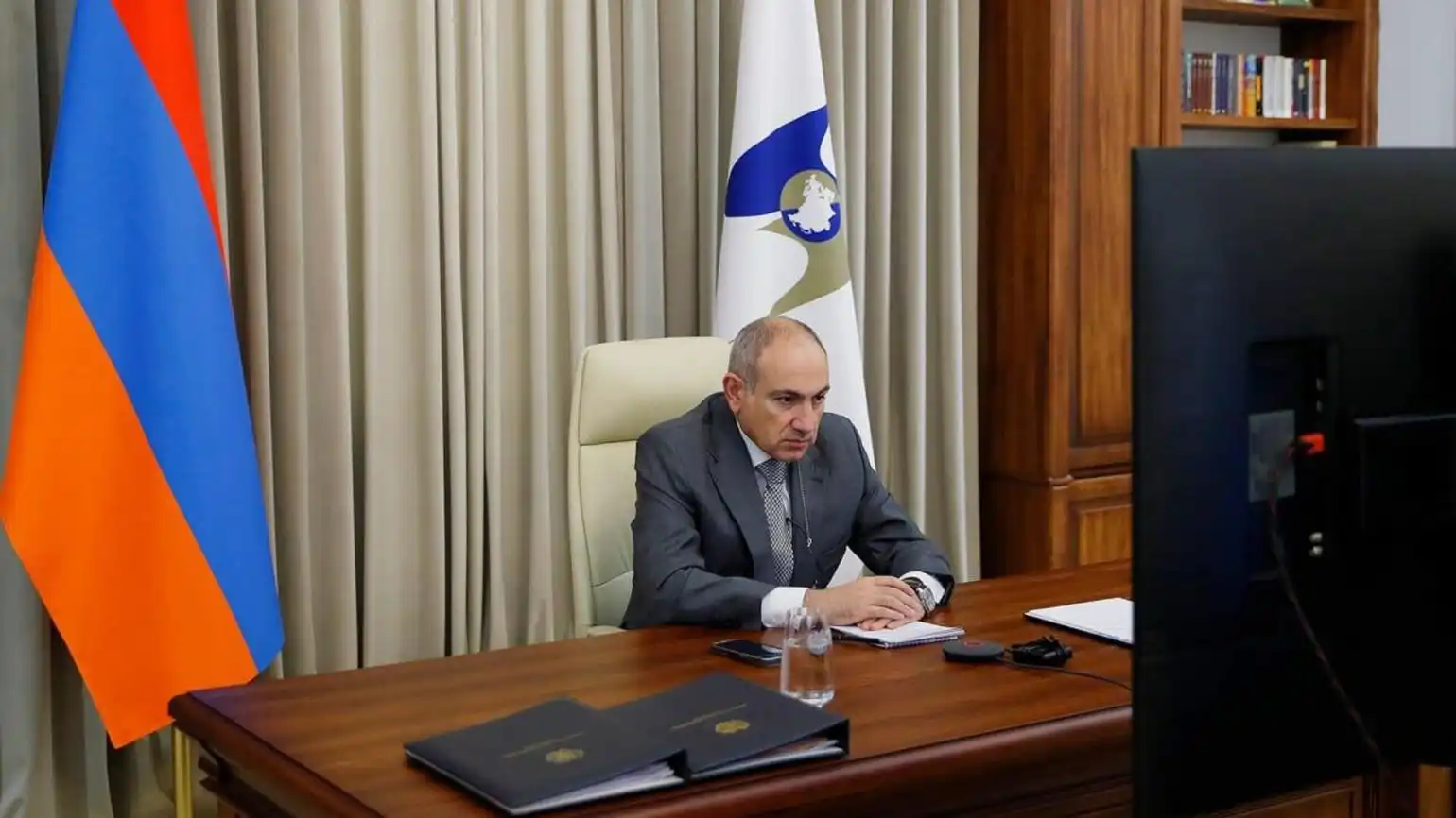 Մոսկուա «ցաւ յայտնած է» որ Փաշինեան ներկայ պիտի չըլլայ Մինսքի ԵԱՏՄ գագաթին