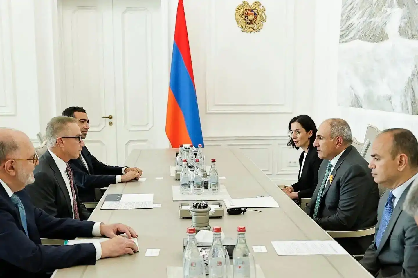 Վարչապետը ընդունեց AMAA-ի պատուիրակութիւնը. Վարդենիսի մէջ պիտի կառուցուի 700 տեղանոց կրթահամալիր          