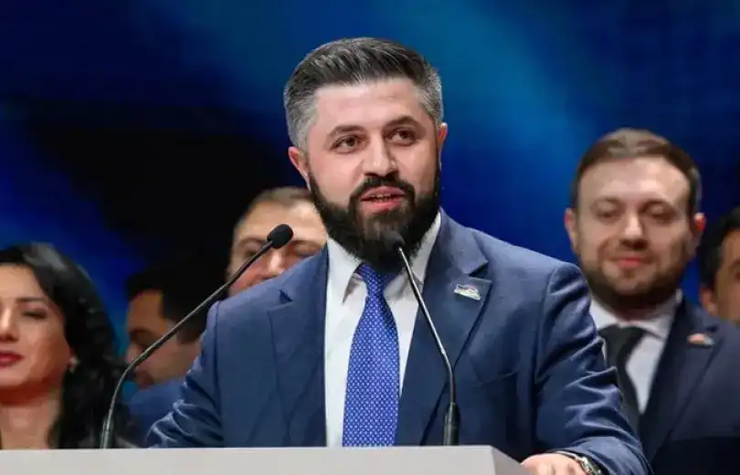 «Ուժեղ Հայաստան»-ի աջակից Ալիկ Ալեքսանեանը փողերու լուացման մեղադրանքով կալանաւորուած է
