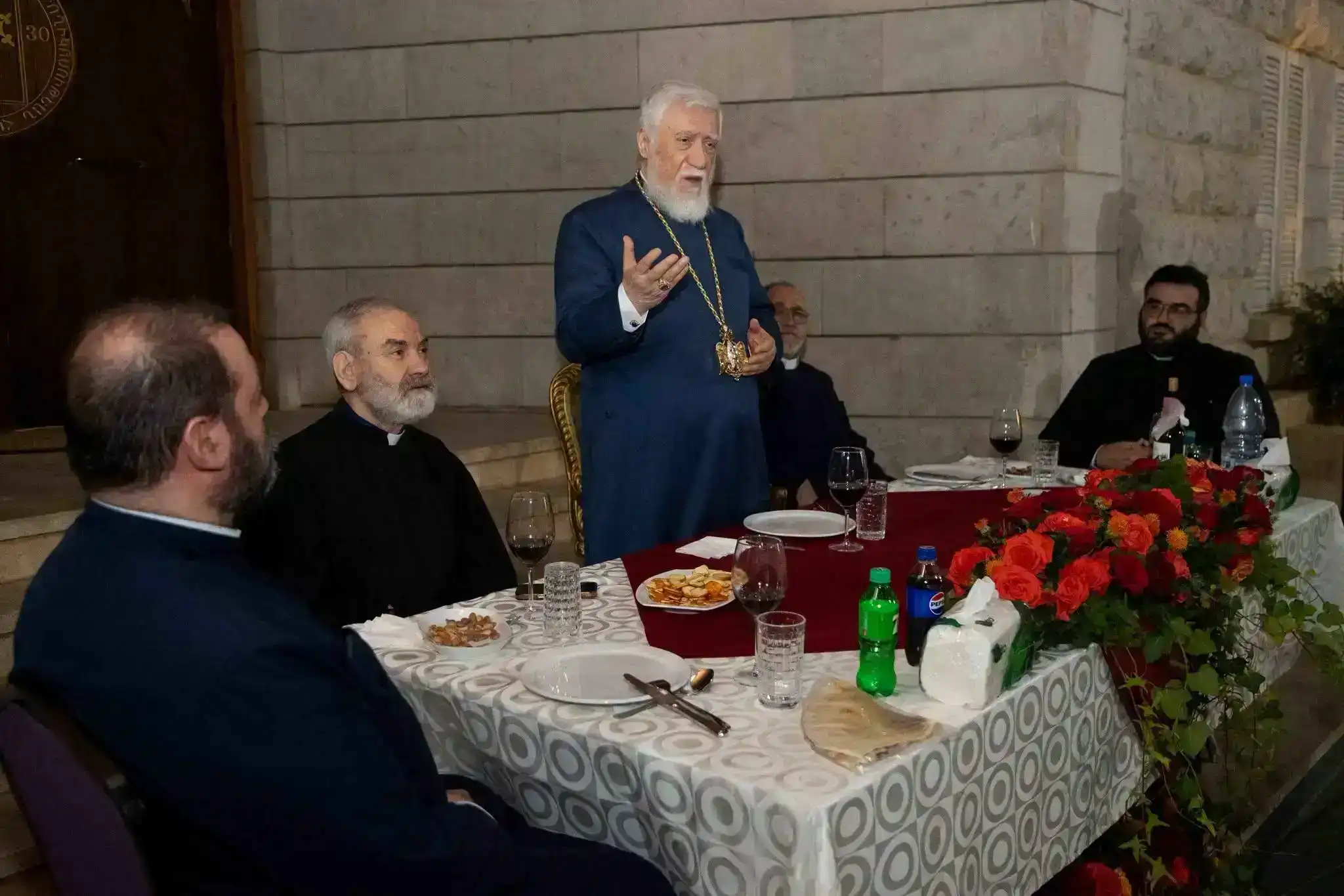 «Աւանդութիւններով կը հարստանանք եւ յիշողութեամբ կը գոյատեւենք». Դպրեվանքի Սիրոյ սեղանին շեշտեց Ն.Ս.Օ.Տ.Տ. Արամ Ա. Կաթողիկոս 