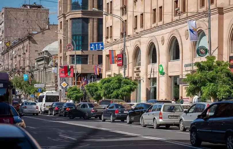 Խորհրդային գործիչ՝  Ամիրեանի անունը կրող փողոցը վերակոչուեցաւ Պապ Թագաւորի անունով