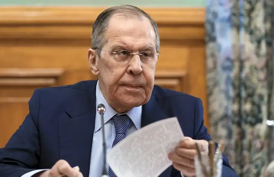 Ամերիկա իրեն  ենթարկած է Եւրոպան