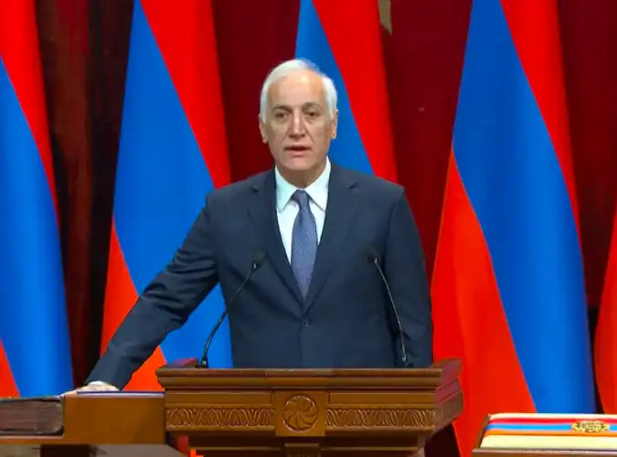  Վահագն Խաչատուրեան  երդում կատարեց եւ ստանձնեց երկրի Նախագահի   պաշտօնը 