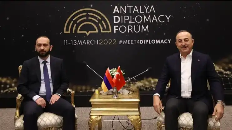 Ակնարկ  «Ազդակ»էն. Անթալիան Եւ Խնդիրներու Փոխկապակցումը