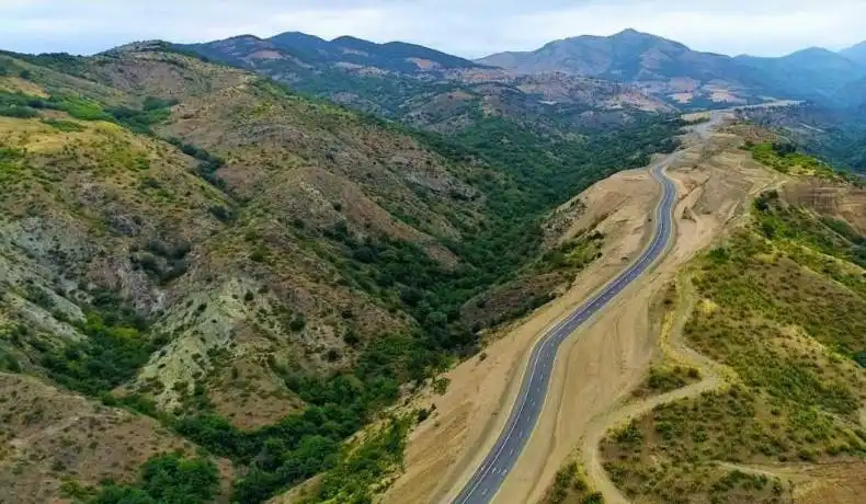 Ատրպէյճանը փակած է Գորիս-Ստեփանակերտ մայրուղին` Աղաւնօ եւ Տեղ գիւղերու միջեւ հատուածը