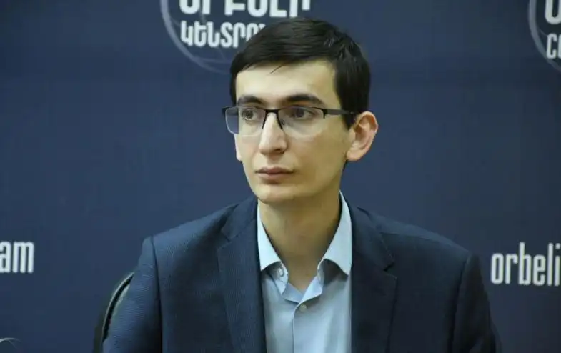 Զէնքի փոխարէն խորքային յարաբերութիւններ. Փորձագէտը  Թեհրանի  մօտեցումներուն մասին 