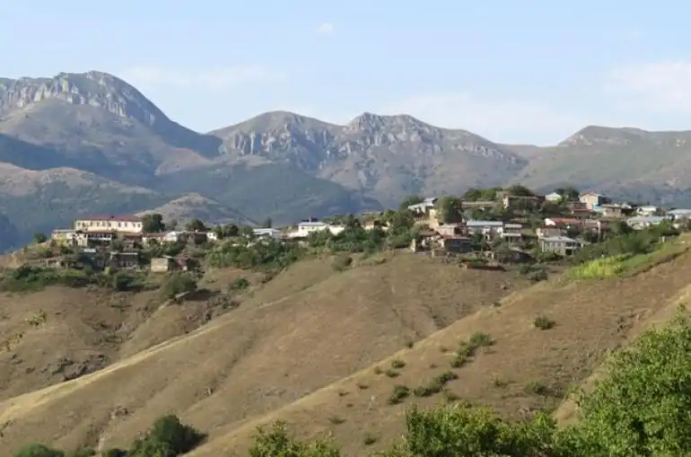 Ներկայիս Ստեփանակերտի հետ կապի միակ միջոցը հեռախօսն է. Մեծ Շէնի համայնքապետ