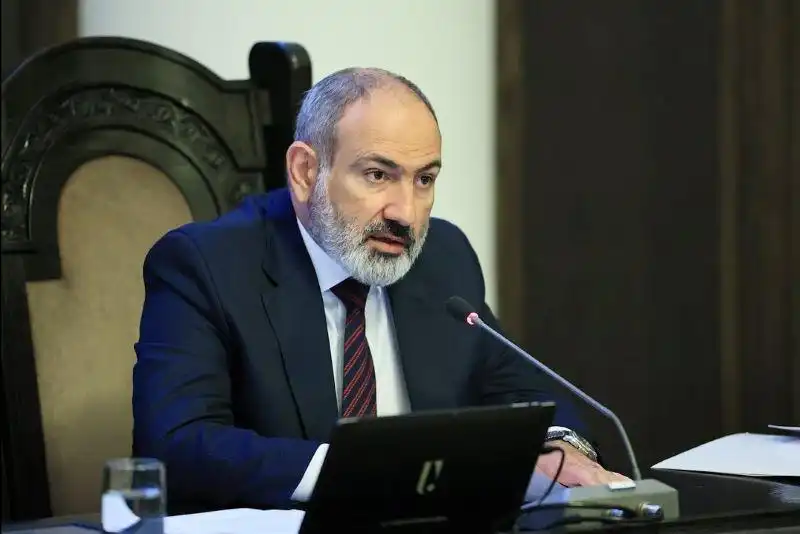 Ատրպէյճան ուղիղ կը դիտարկէ Ստեփանակերտը եւ մի քանի գիւղ իրար կապող ճանապարհը. Փաշինեան