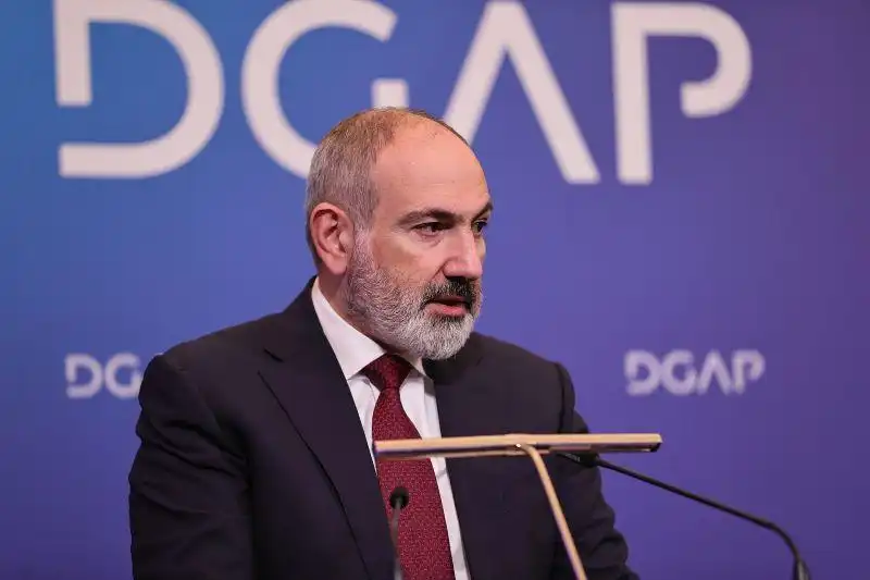 Խաղաղութեան պայմանագիրը պէտք չէ Հայաստանի համար անձնատւութեան փաստաթուղթ ըլլայ. Փաշինեան