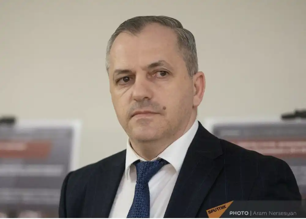 ԼՂՀ-ն «լուծարելու» փաստաթուղթը հայրենակիցները փրկելու միակ միջոցն էր. Սամուէլ Շահրամանեանը՝ Le Figaro-ին