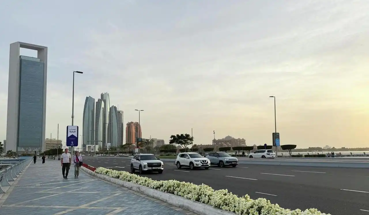 Ապու Տապիի մէջ 45 անձ ձերբակալուած՝ թիրախներու նկարահանումը համացանցի տիրոյթին հրապարակելու համար