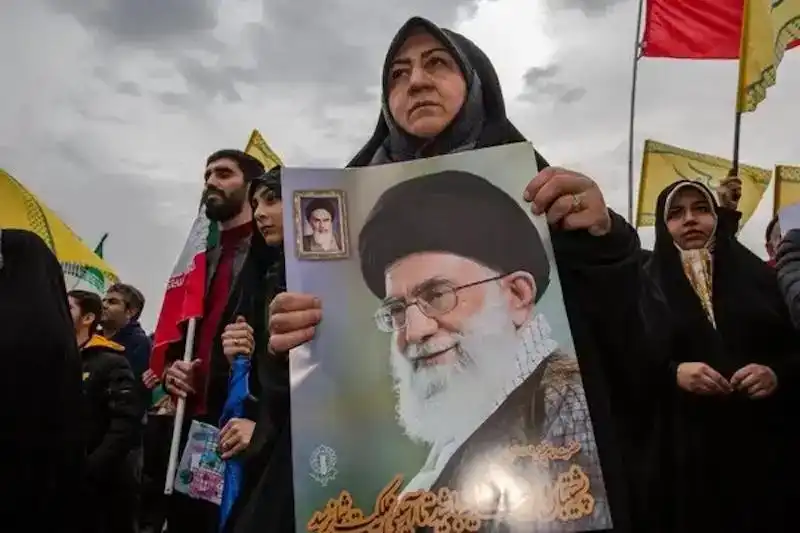 Նոր պատերազմէն ետք. Նոր Իրանի մը ճանապարհին...